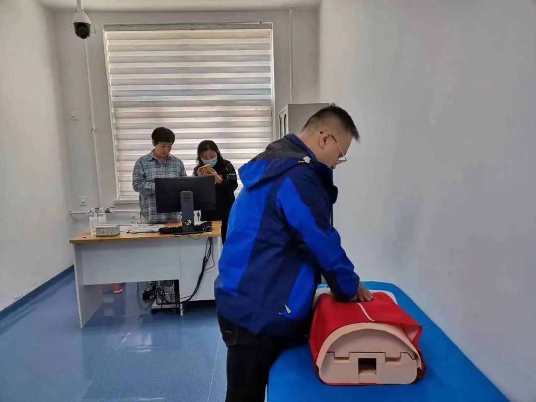 徠克美急救模擬人.jpg