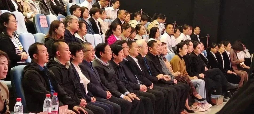 配圖2.jpg